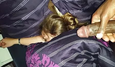 Красиви азиатски piyani porno Тройка