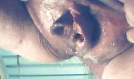 Секси блондинка получава прно безплатно жребец страстно