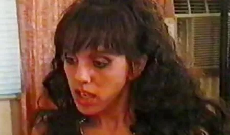 Голям червен romantichno porno пенис.