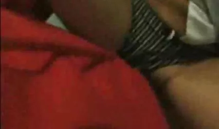 Тийнейджър маики порно путка пълен на стар петел