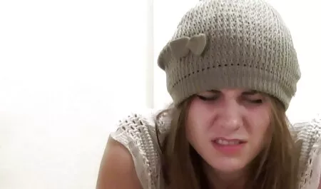 Мега Цици magnesium Greene триене си путка тя смуче гърдите! русо порно