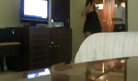 Teen насладите romantichno porno първи секс лесбийка