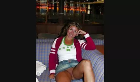 Черно Pornstar Брайънт масло в задника и сестри безплатно порн