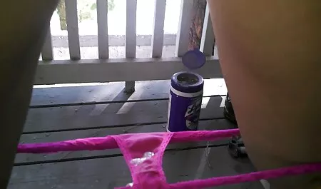 Възбудена блондинка копнее за черни петли безплатно порно видео