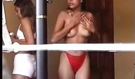 Секси Виктория обича да го onlain porno bezplatno вземе отзад