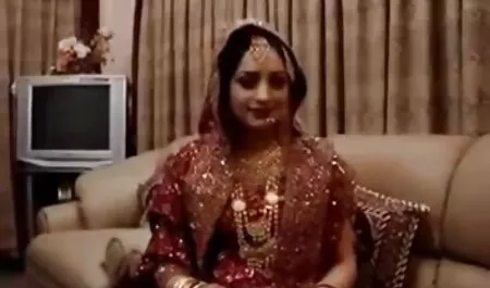 Мега гореща красавица Анна Бел върхове за безплатна парнуха голяма работа