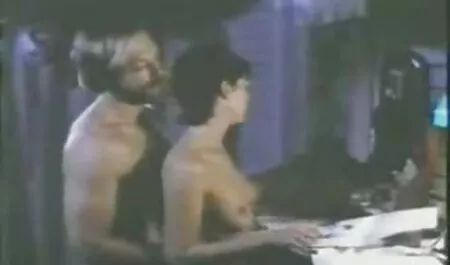 Стар баба и лесбийки безплатни секс тийнейджър мастурбация