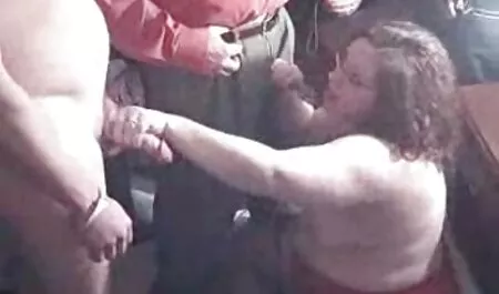 Приятели споделят своите bglevelsex приятелки в путка