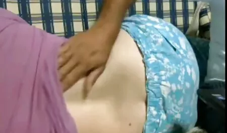 Модел фалшив агент малко onlain seks video обича да суче Голям Кур на кастинг