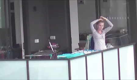 Кайла Грийн е момиче, блондинка и безплатно ххх татуировка поименно.