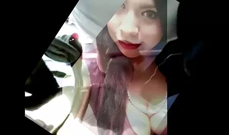 Секси блондинка яде задника и отнема голям товар besplatno porno