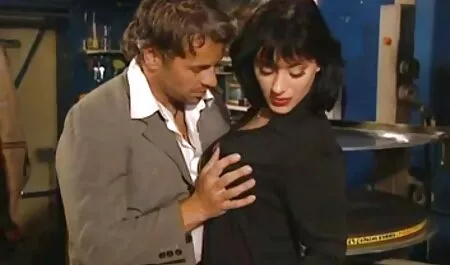 Чарли Харт получава мокра путка с дилдо porno cecs